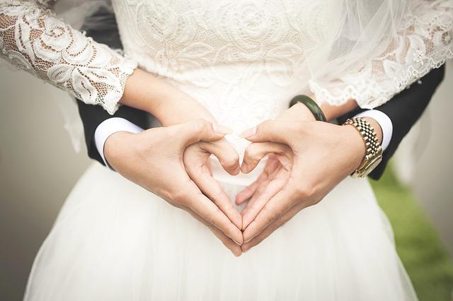 Jak si užít oslavu kořenové svatby po 35 letech manželství