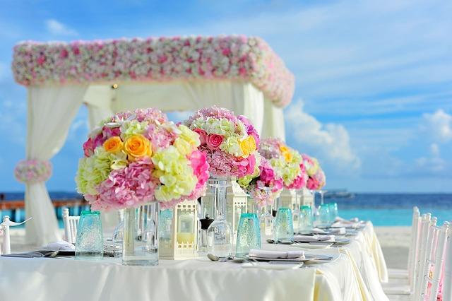 Tipy pro‌ plážovou⁣ svatbu: Jak se připravit a co <a href=